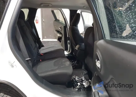 2019 Jeep Cherokee Latitude Fwd z USA, uszkodzony, nr VIN 1C4PJLCB3KD265212